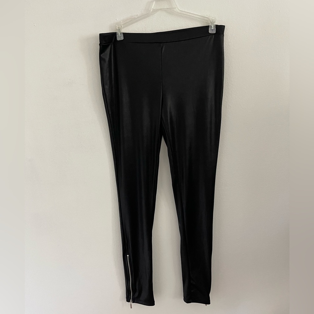 Miley Cyrus Leggings. Size Xl